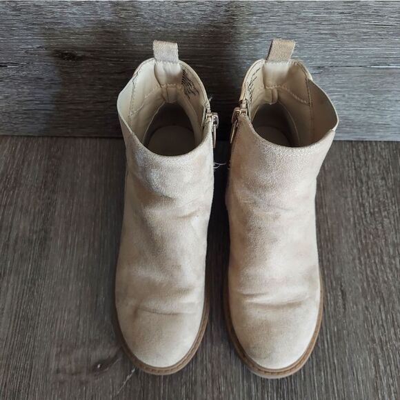 Girls Chelsea Casual Ankle Heeled Boots with Rhinestones and Flat Studs Size 2 - Picture 3 of 11